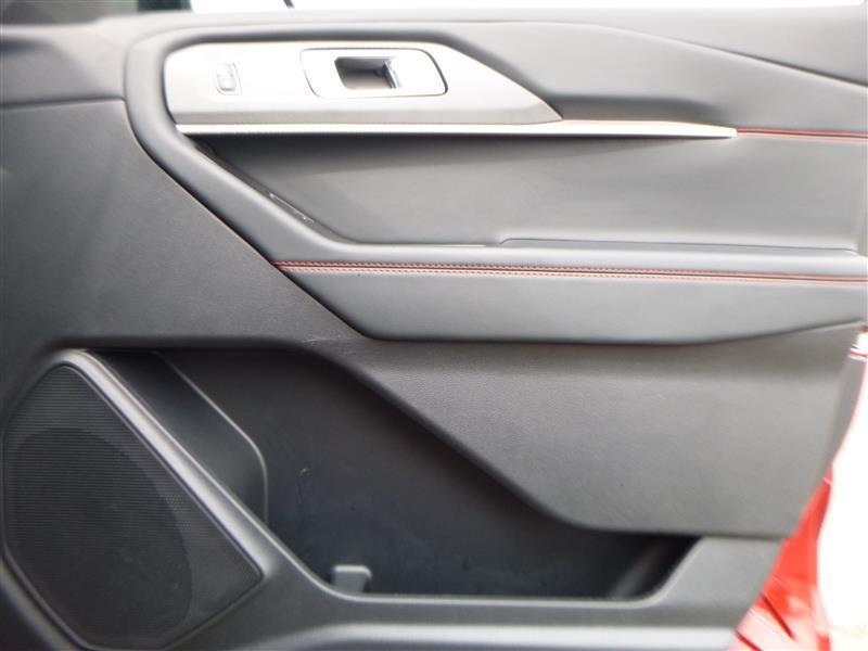 used 2025 Ford Explorer car, priced at $41,031