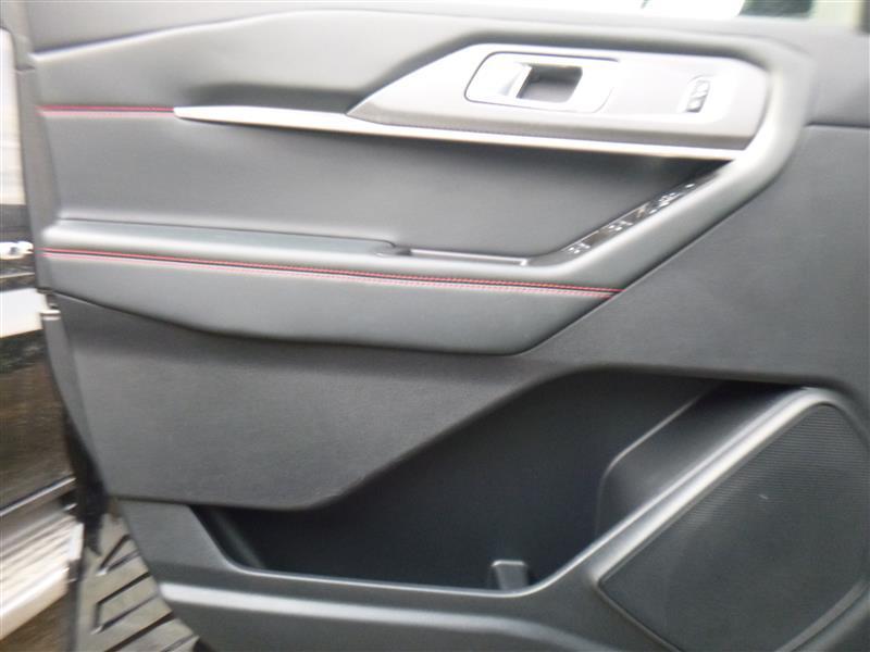 used 2025 Ford Explorer car, priced at $41,031