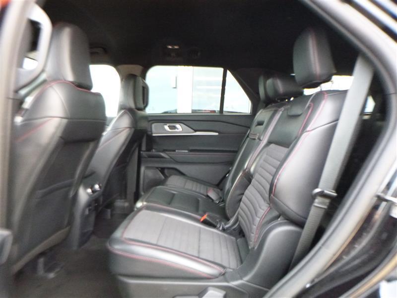 used 2025 Ford Explorer car, priced at $41,031