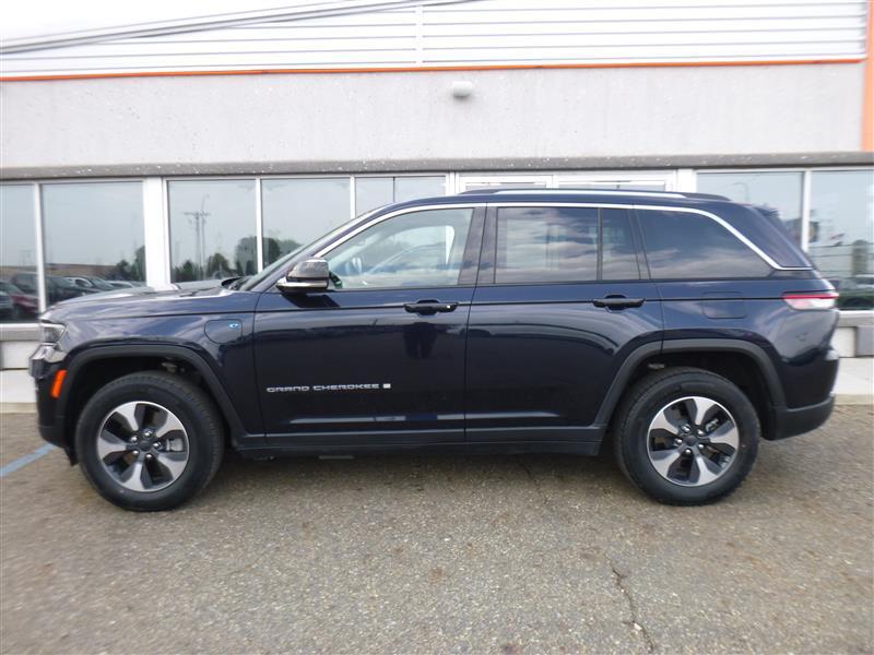 used 2022 Jeep Grand Cherokee 4xe car, priced at $28,225
