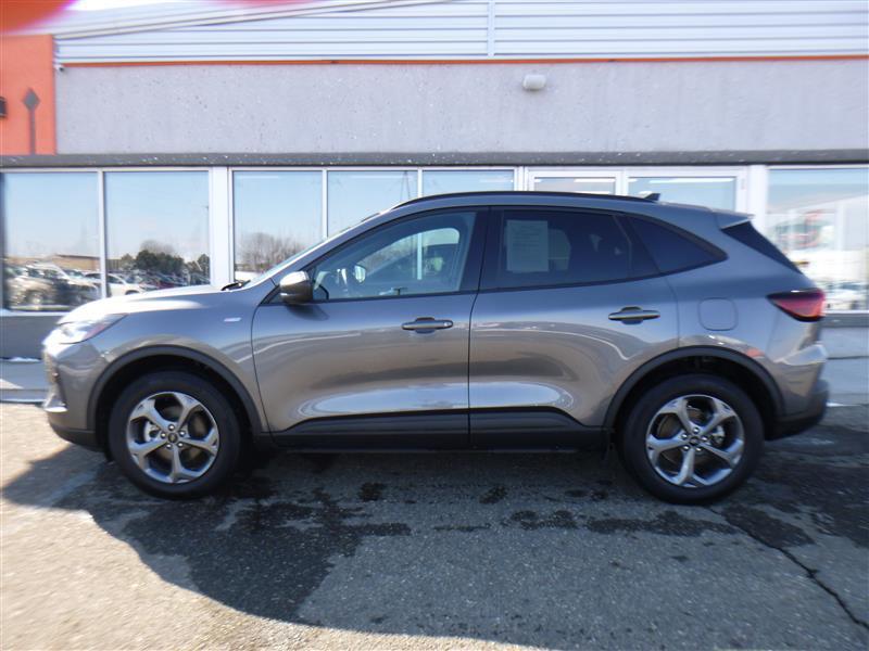 used 2025 Ford Escape car, priced at $26,893