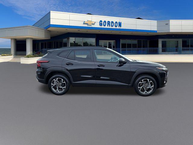 used 2025 Chevrolet Trax car, priced at $21,886