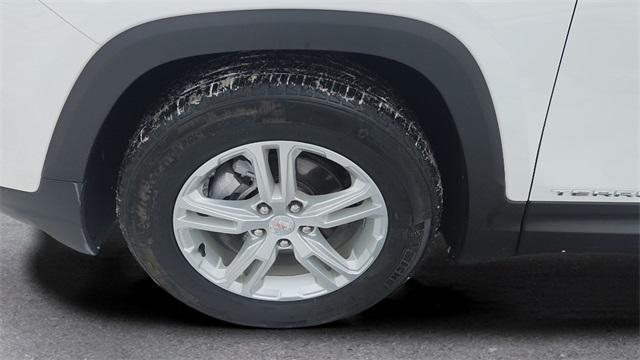 used 2023 GMC Terrain car, priced at $22,124