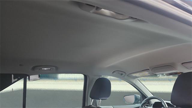 used 2023 Chevrolet Equinox car, priced at $18,850