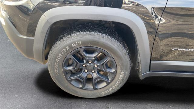 used 2020 Jeep Cherokee car, priced at $20,553