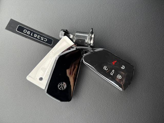 new 2026 Volkswagen Atlas car, priced at $45,946