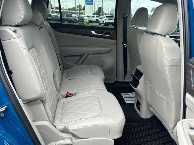 new 2026 Volkswagen Atlas car, priced at $52,285