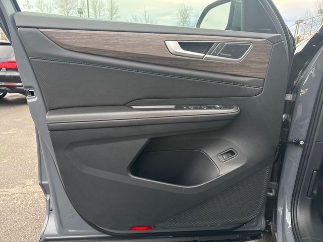 new 2026 Volkswagen Atlas car, priced at $54,804