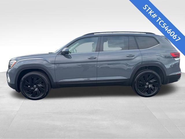 new 2026 Volkswagen Atlas car, priced at $48,401
