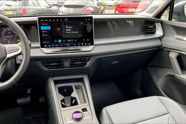 new 2025 Volkswagen Tiguan car, priced at $34,399