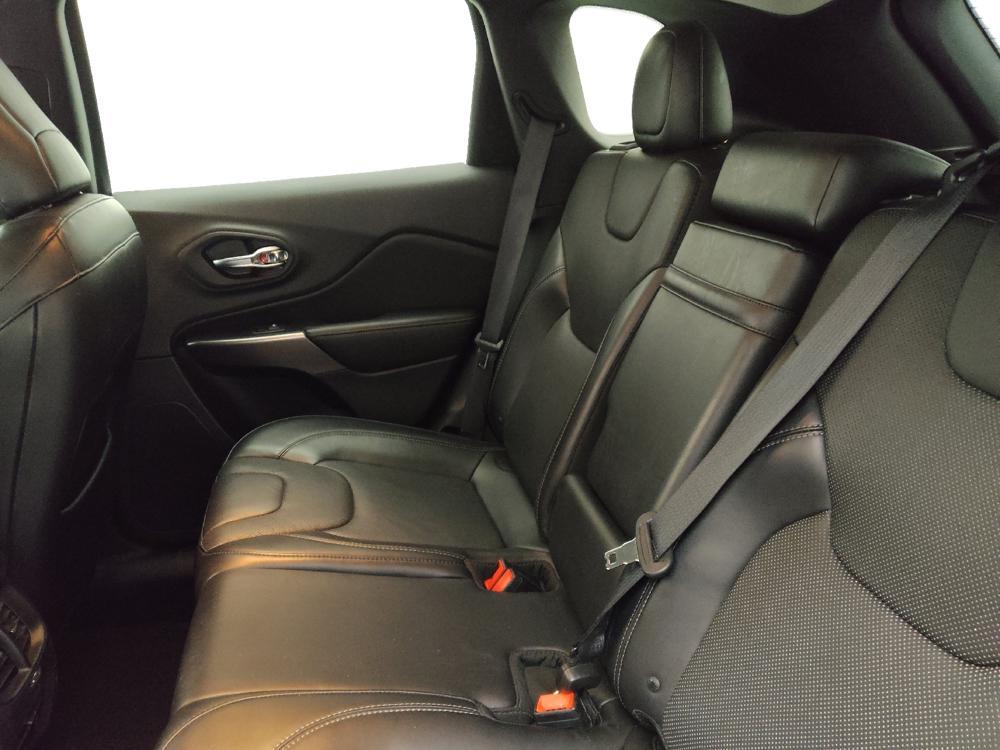 used 2019 Jeep Cherokee car, priced at $16,295