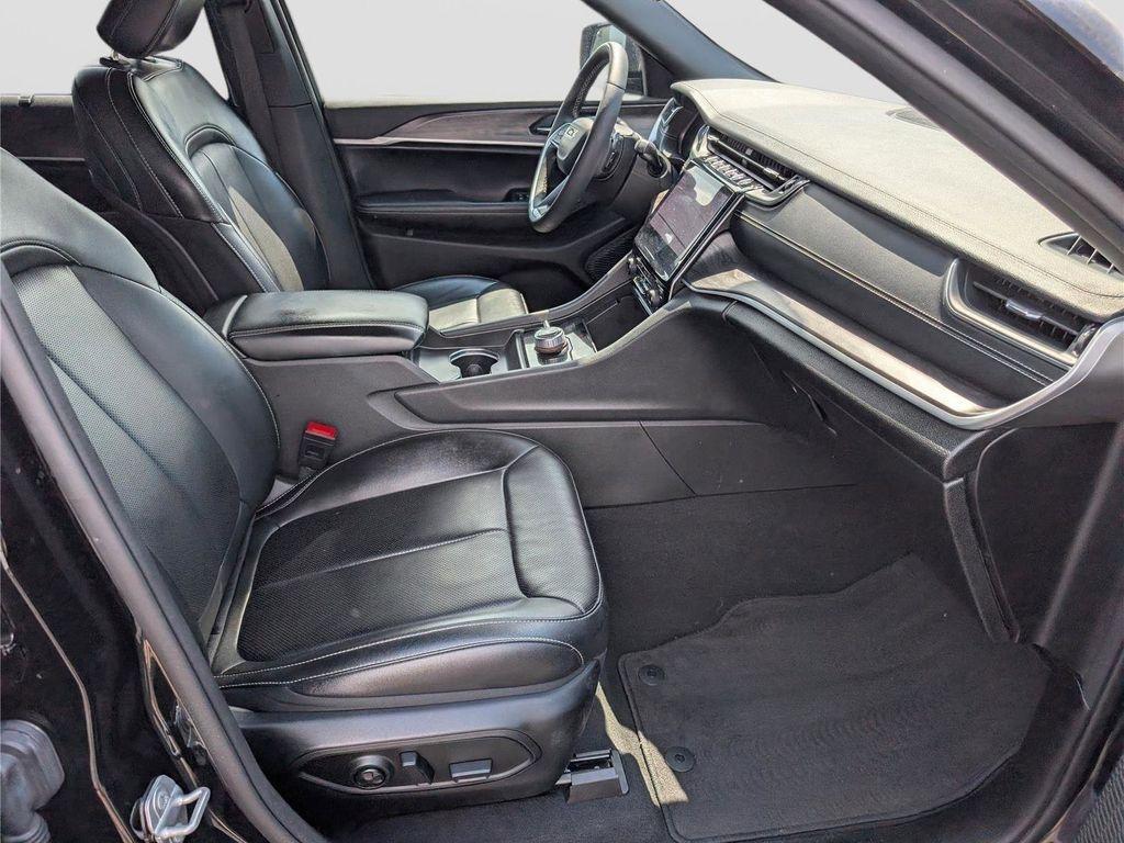 used 2024 Jeep Grand Cherokee L car, priced at $35,338