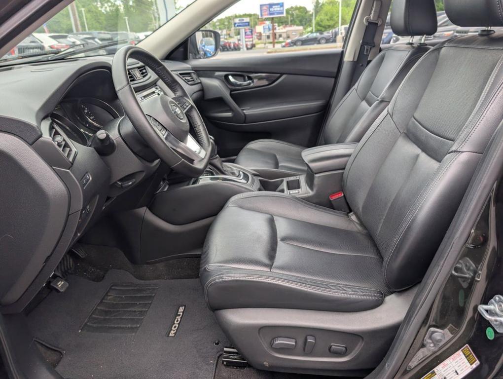 used 2017 Nissan Rogue car, priced at $13,585