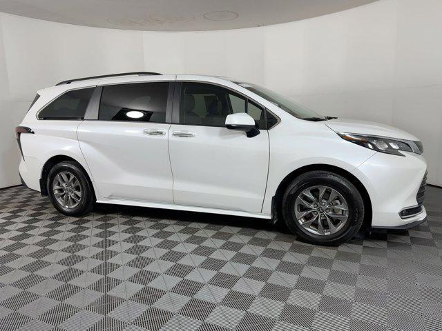used 2024 Toyota Sienna car, priced at $38,699