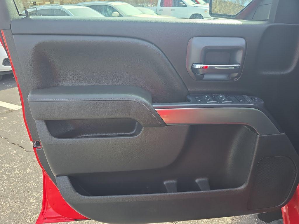 used 2018 Chevrolet Silverado 1500 car, priced at $25,995