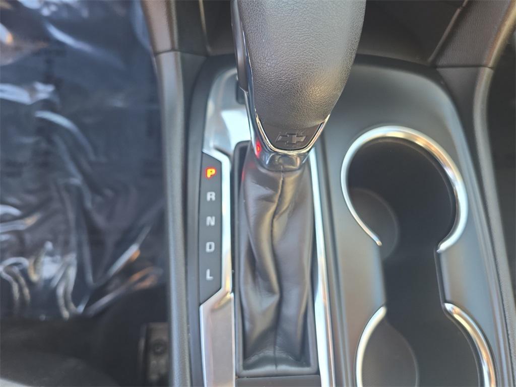 used 2023 Chevrolet Equinox car, priced at $15,900