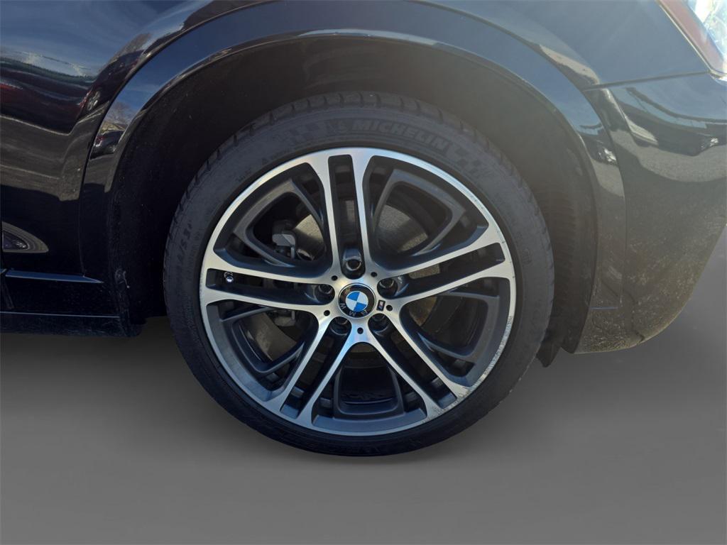 used 2016 BMW X4 car, priced at $15,900