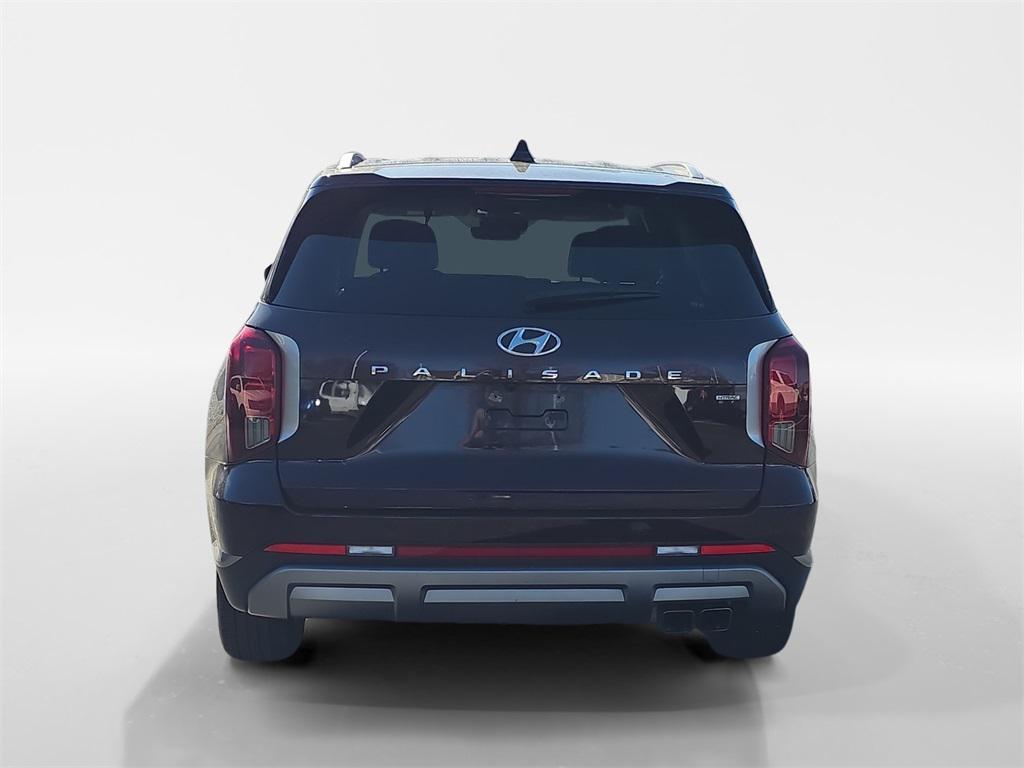 used 2024 Hyundai Palisade car, priced at $29,999