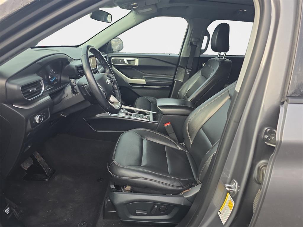 used 2021 Ford Explorer car, priced at $19,999