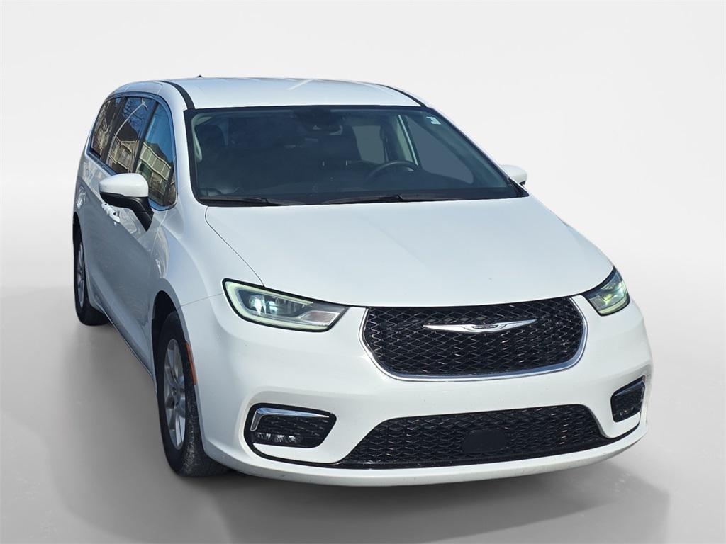 used 2023 Chrysler Pacifica car, priced at $22,800