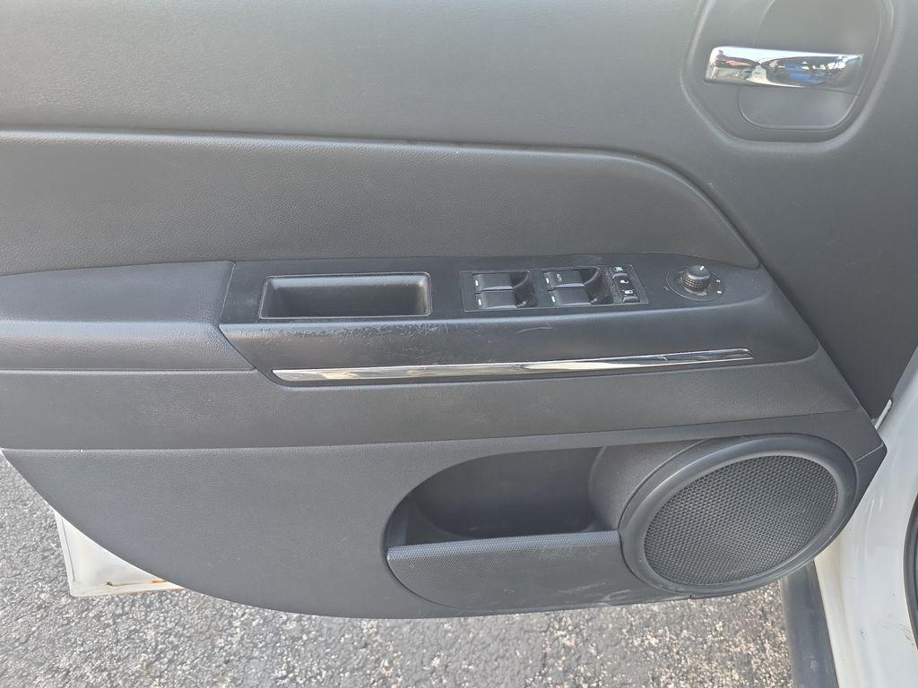 used 2013 Jeep Patriot car, priced at $8,999