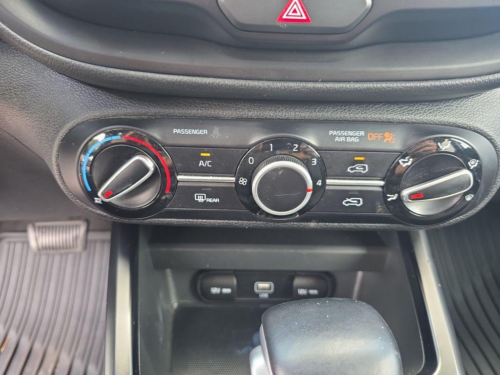 used 2021 Kia Soul car, priced at $17,099