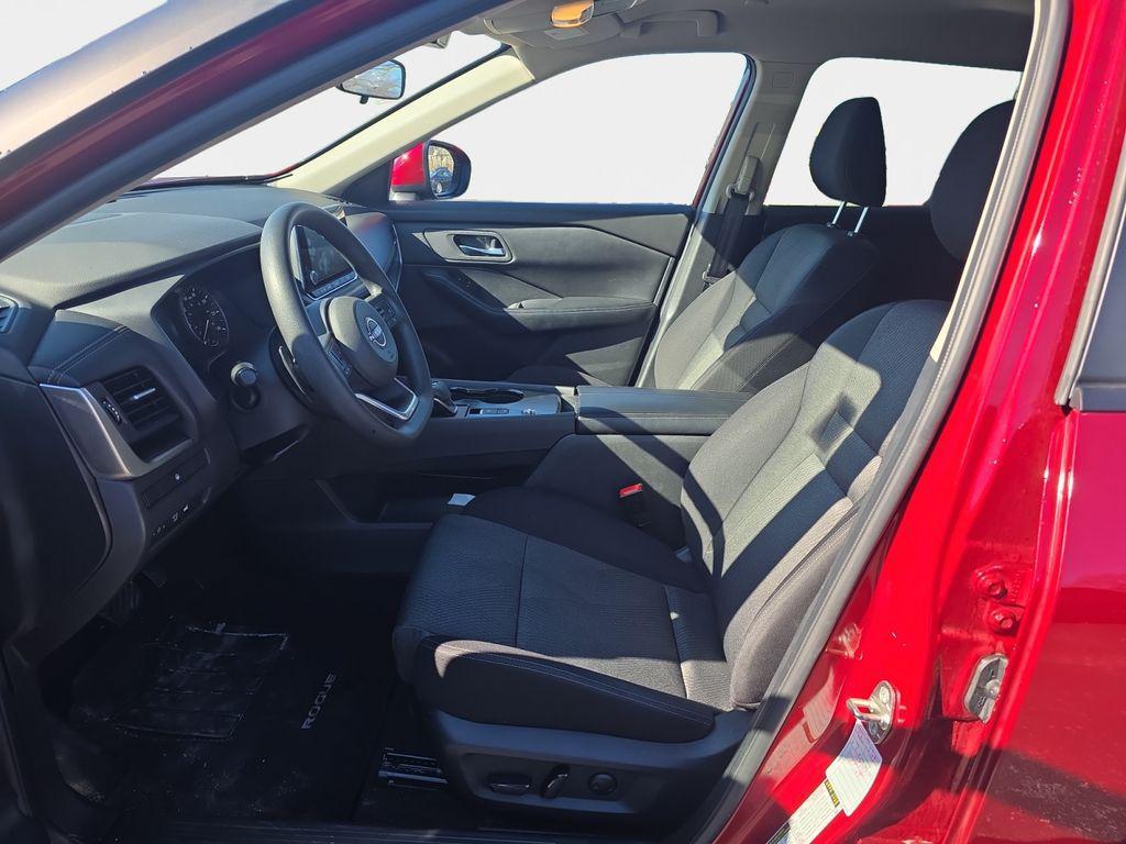 used 2024 Nissan Rogue car, priced at $18,999
