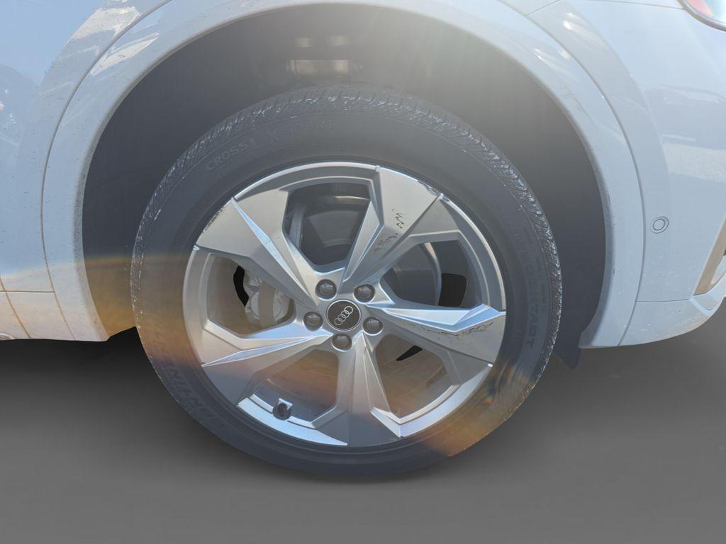 used 2021 Audi Q5 car, priced at $28,900