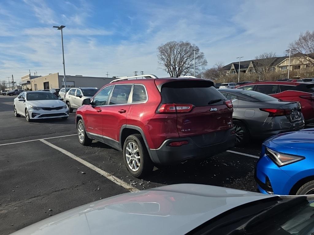used 2017 Jeep Cherokee car, priced at $12,999