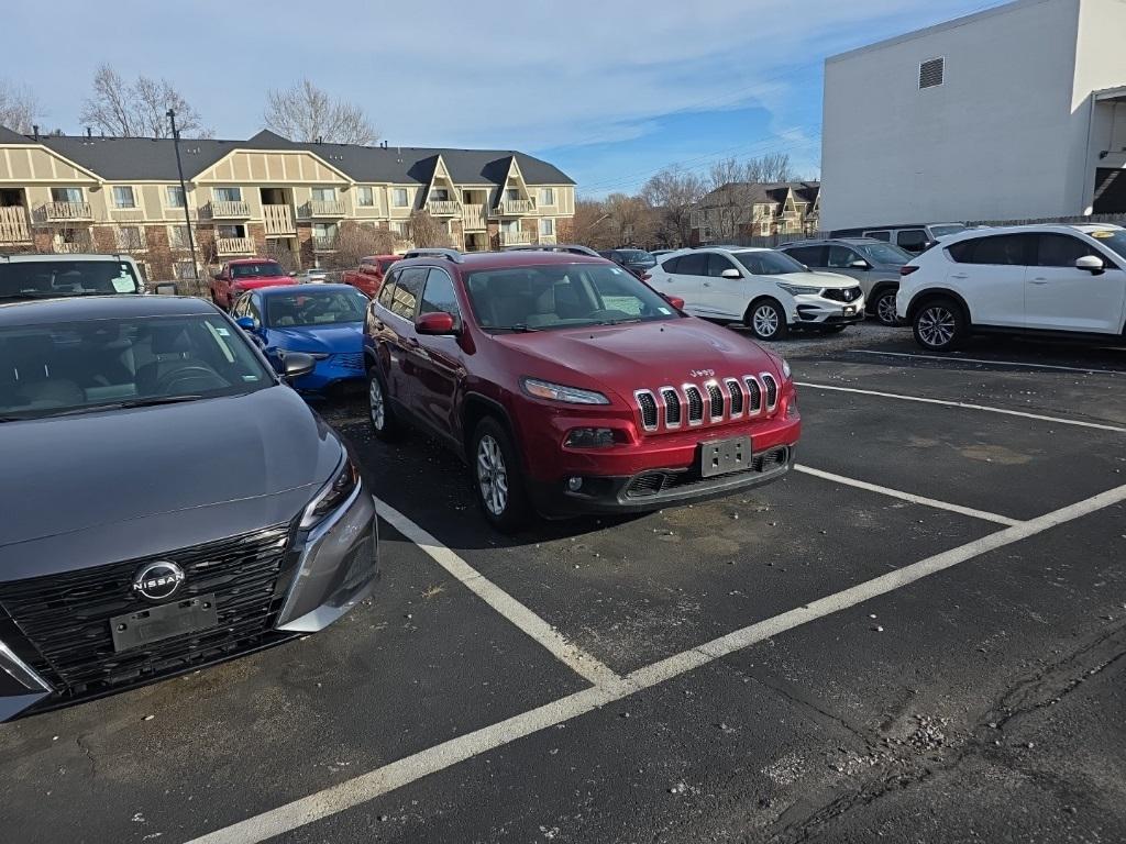 used 2017 Jeep Cherokee car, priced at $12,999