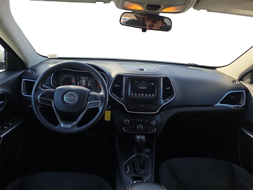used 2019 Jeep Cherokee car, priced at $12,880