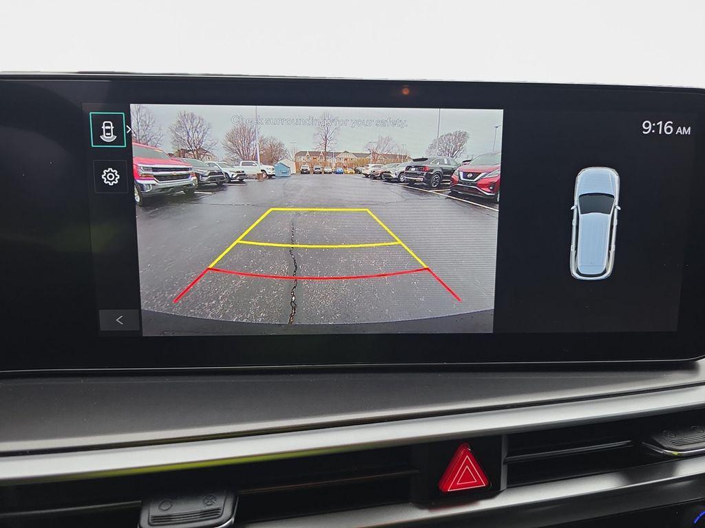 used 2024 Kia Sorento car, priced at $23,900