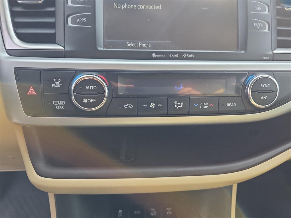 used 2017 Toyota Highlander car, priced at $17,700