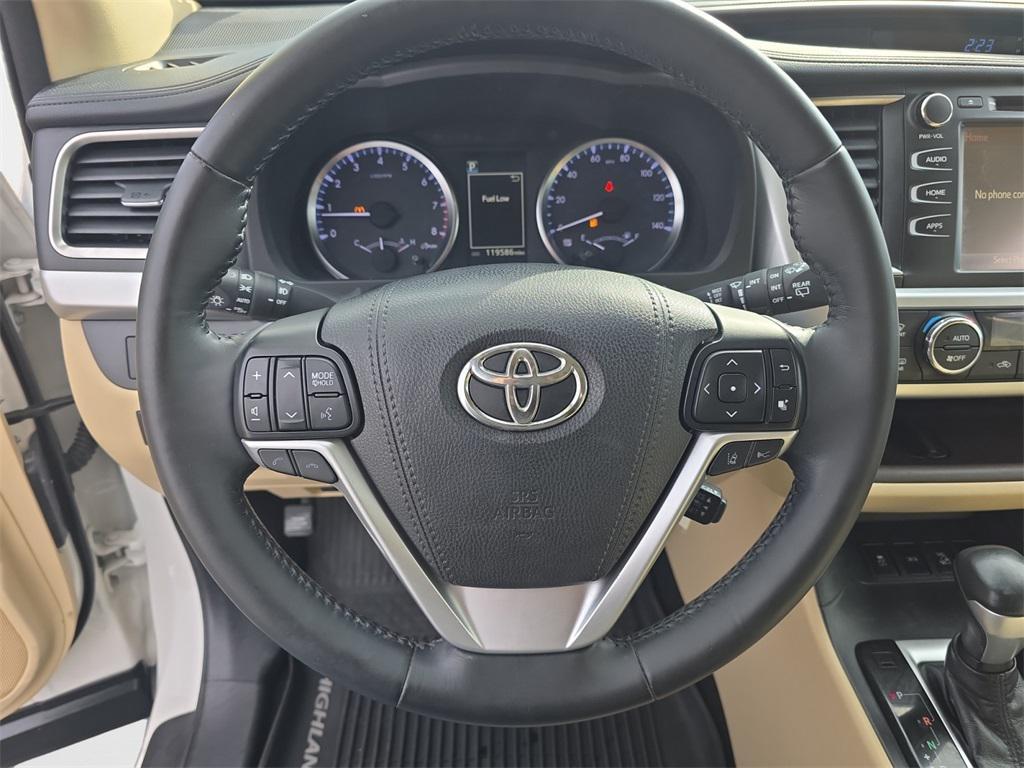 used 2017 Toyota Highlander car, priced at $17,700