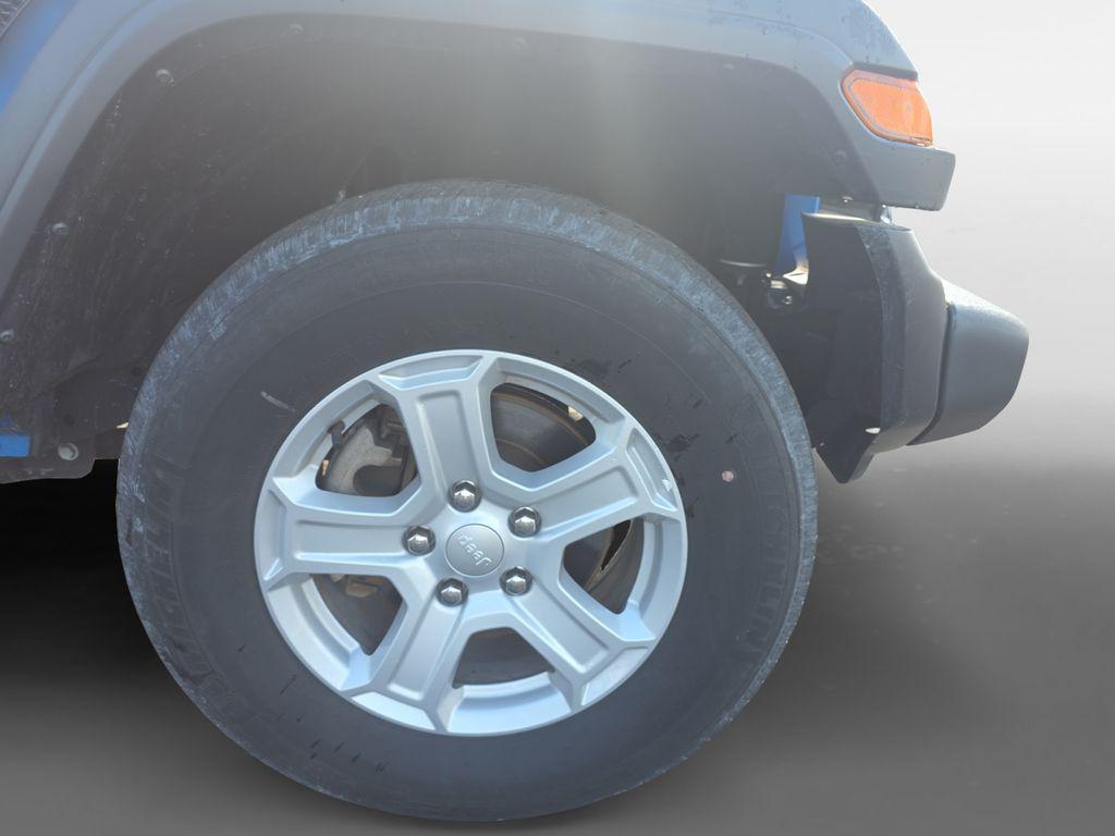 used 2022 Jeep Wrangler Unlimited car, priced at $27,999