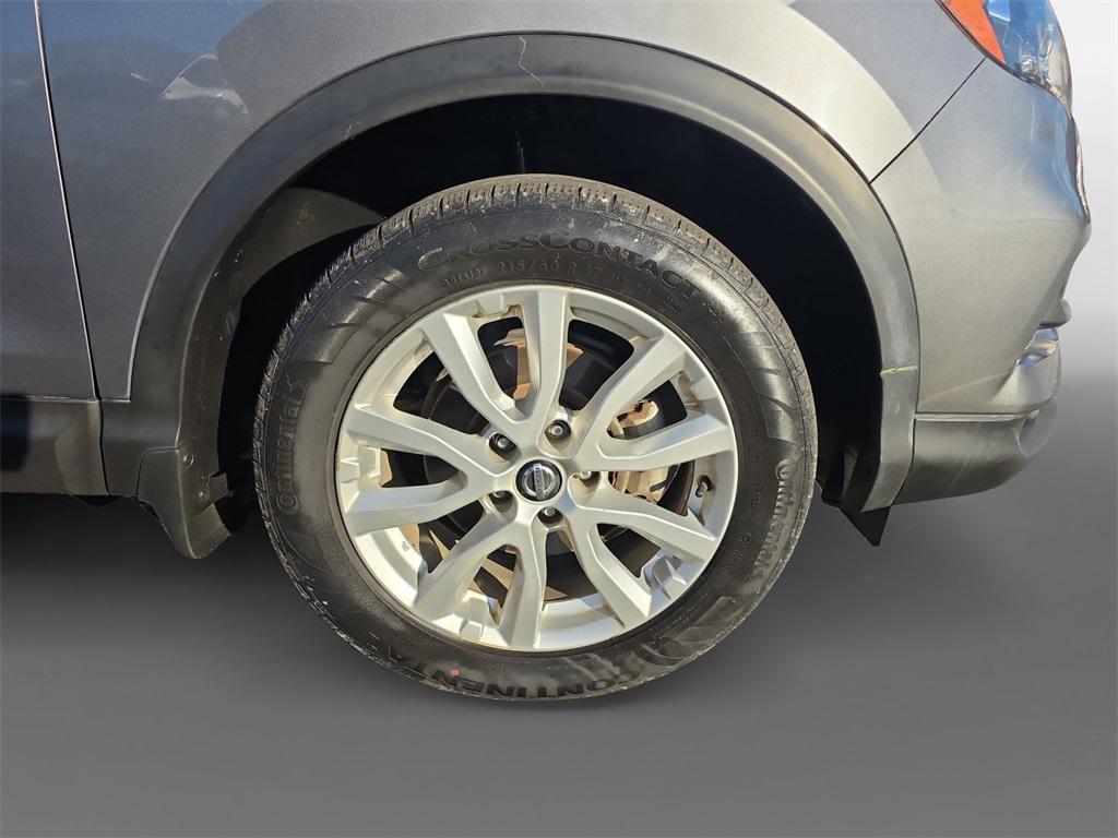 used 2021 Nissan Rogue Sport car, priced at $13,999