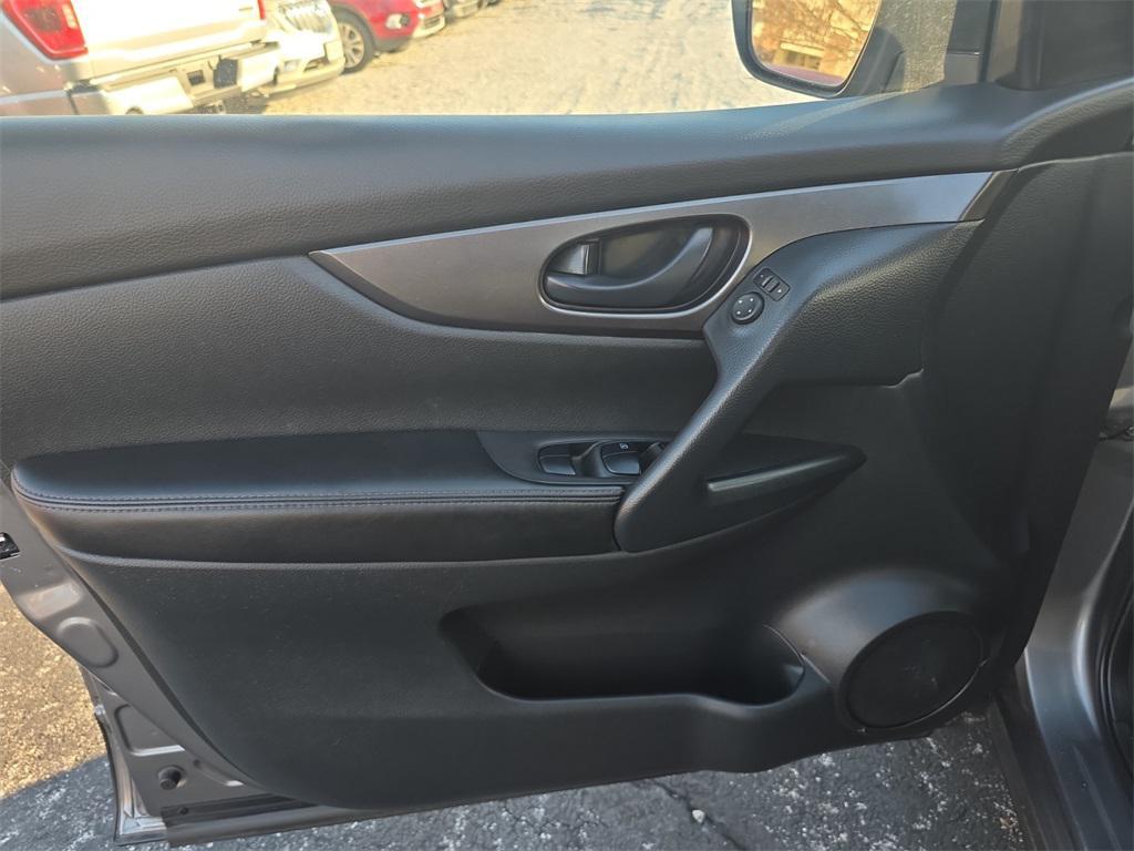 used 2021 Nissan Rogue Sport car, priced at $13,999