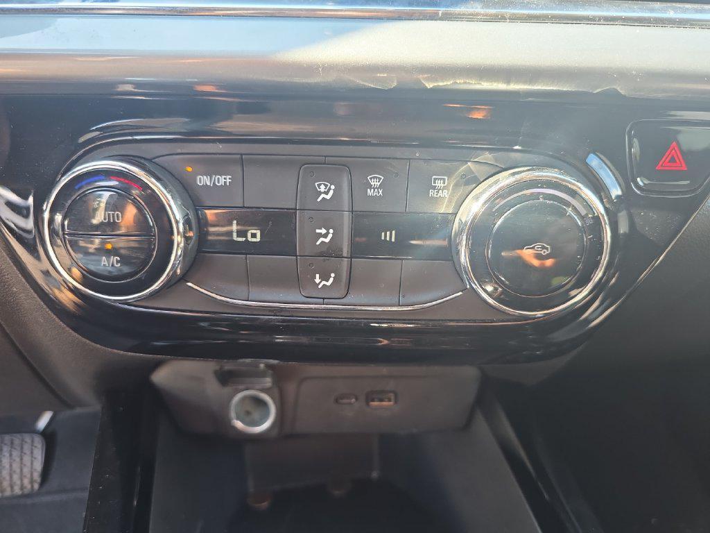 used 2025 Chevrolet Trax car, priced at $20,099
