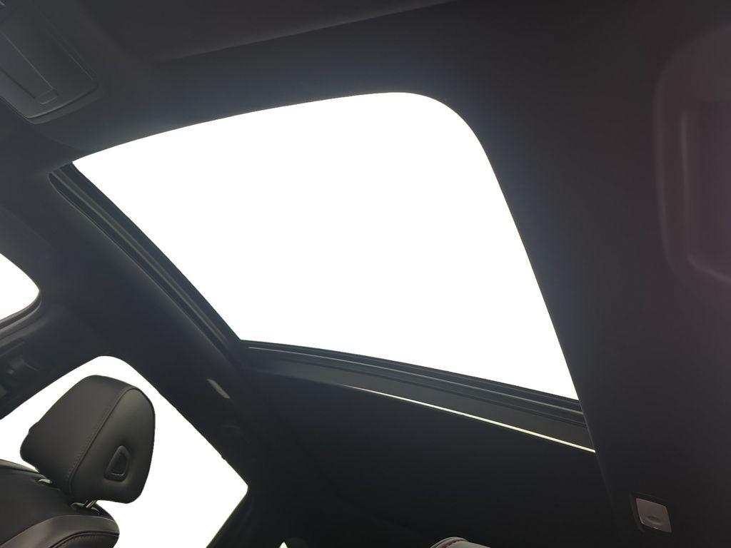 used 2024 Acura MDX car, priced at $46,900