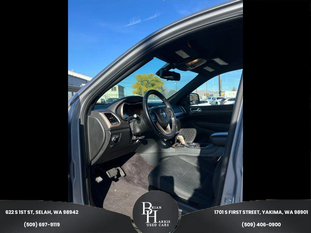 used 2016 Jeep Grand Cherokee car, priced at $13,999