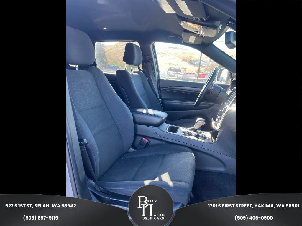 used 2016 Jeep Grand Cherokee car, priced at $13,999