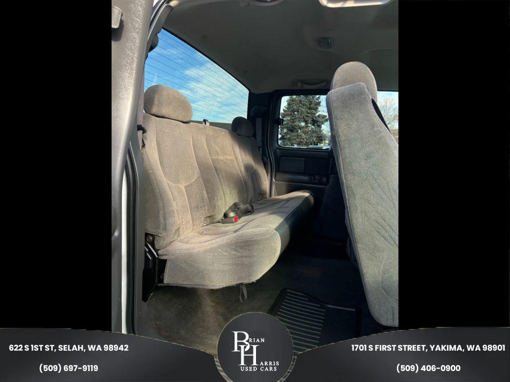 used 2005 Chevrolet Silverado 2500 car, priced at $10,999