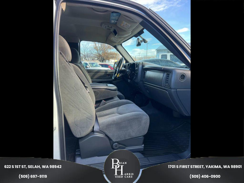 used 2005 Chevrolet Silverado 2500 car, priced at $10,999