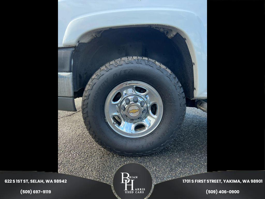 used 2005 Chevrolet Silverado 2500 car, priced at $10,999