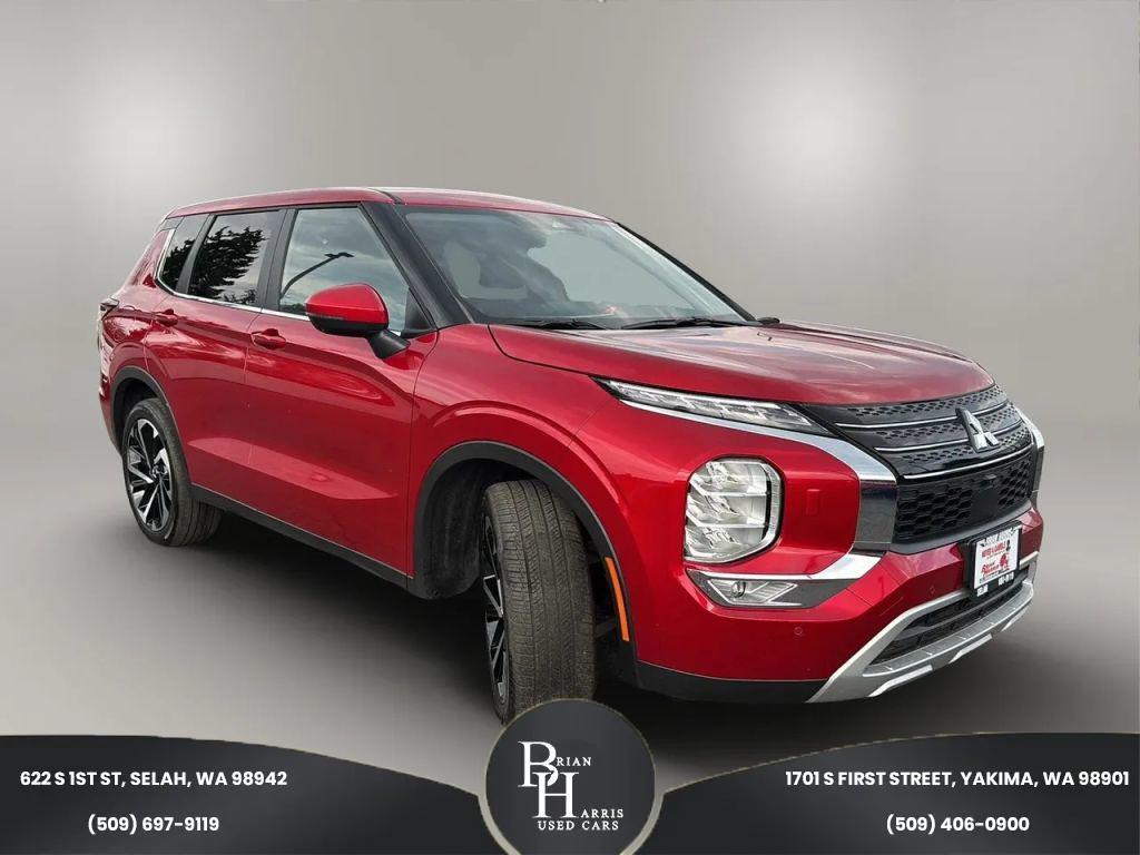 used 2024 Mitsubishi Outlander car, priced at $26,500