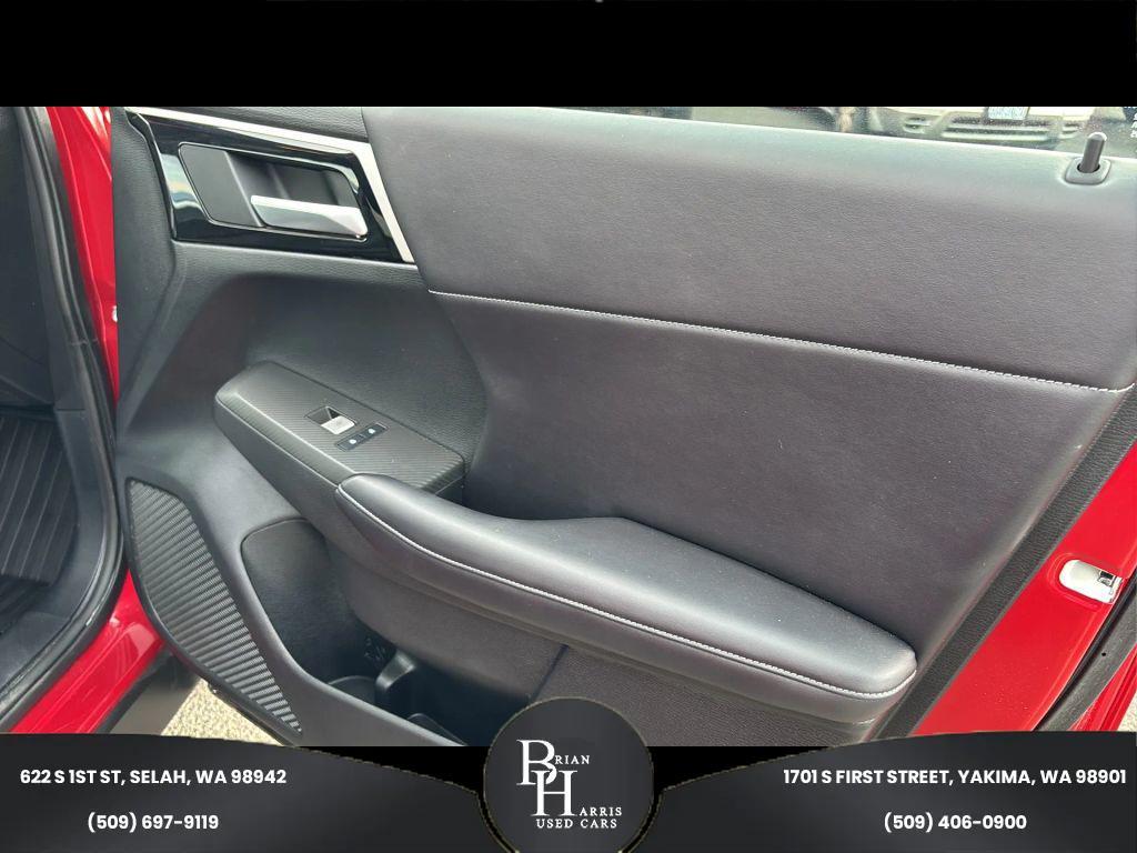 used 2024 Mitsubishi Outlander car, priced at $26,500