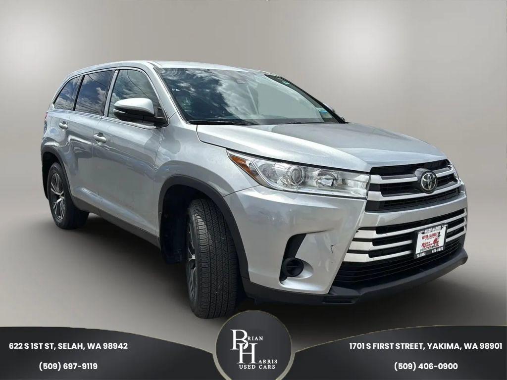 used 2019 Toyota Highlander car, priced at $22,999