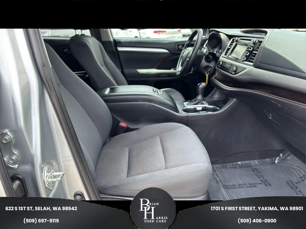 used 2019 Toyota Highlander car, priced at $22,999