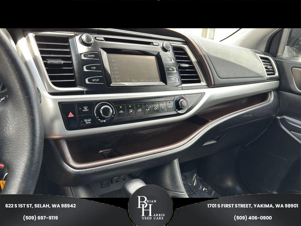 used 2019 Toyota Highlander car, priced at $22,999