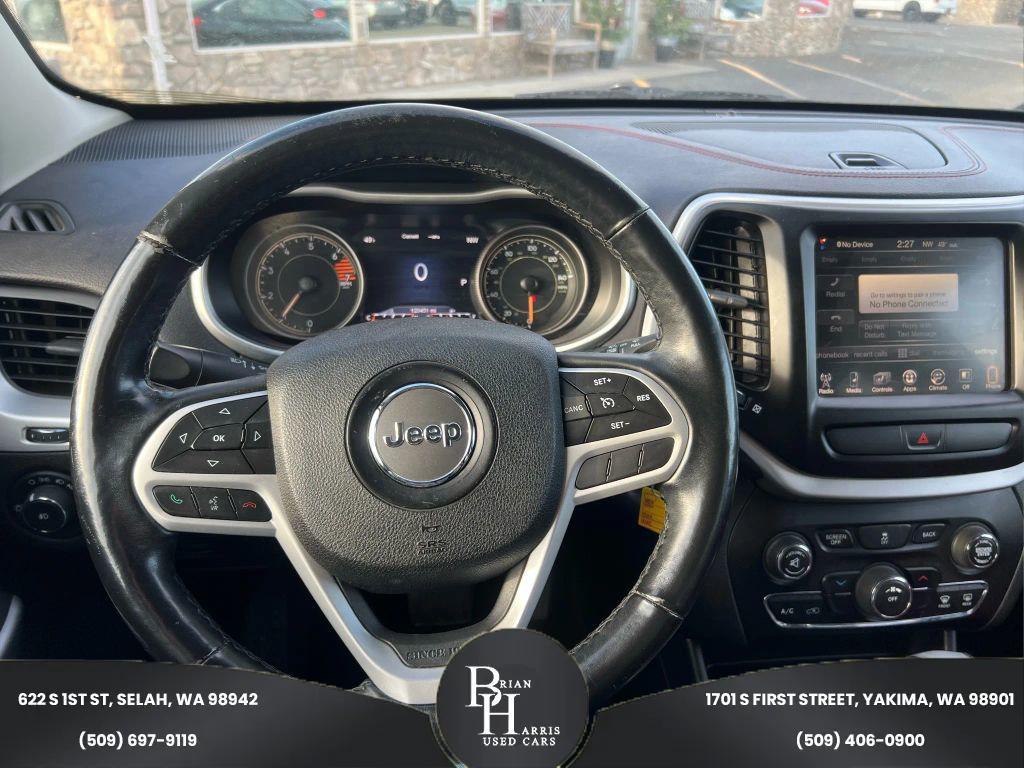 used 2017 Jeep Cherokee car, priced at $12,999
